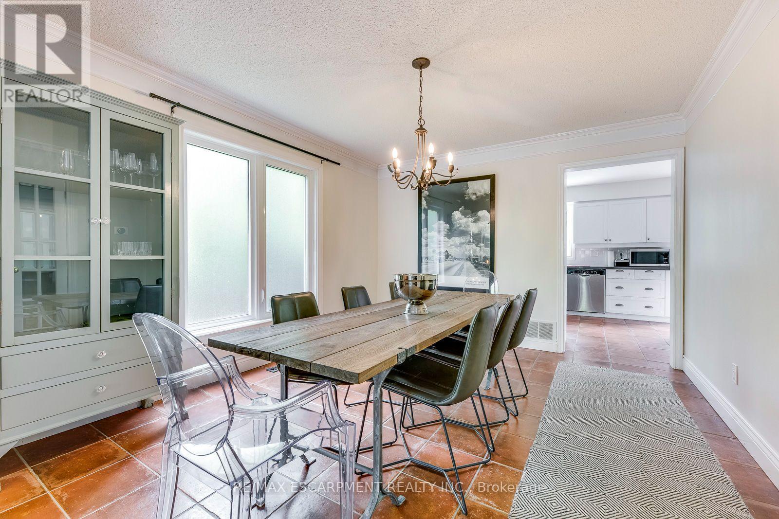 1239 White Lane, Oakville, Ontario  L6M 2T7 - Photo 9 - W13569804