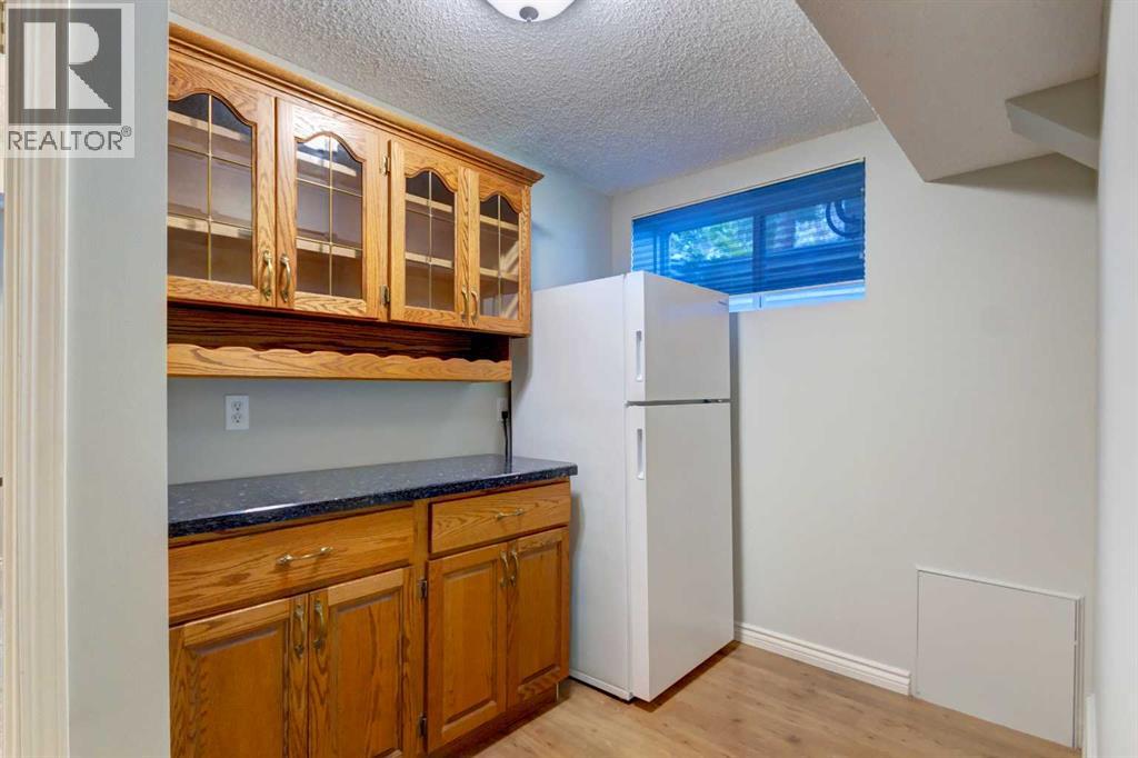 188 Mt Selkirk Close Se, Calgary, Alberta  T2Z 2R5 - Photo 26 - A2325964