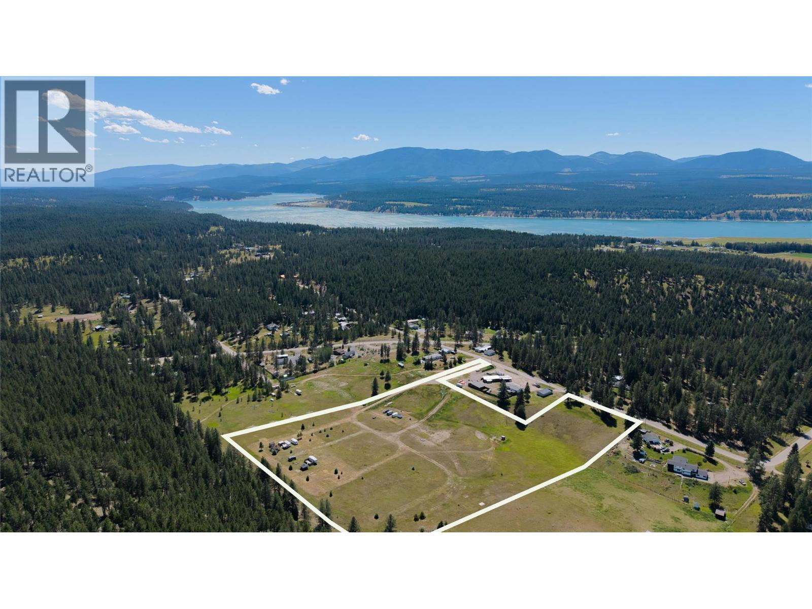 3680 Sweet Road, Baynes Lake, British Columbia  V0B 1T4 - Photo 1 - 10394292
