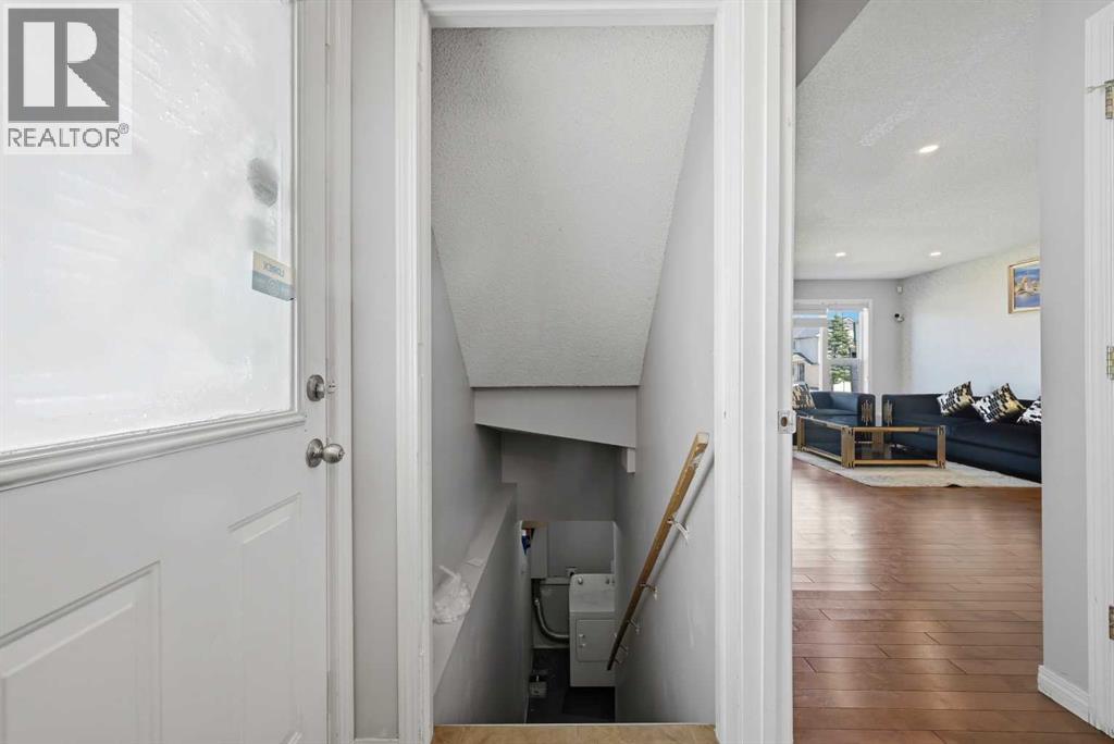 33 Saddlecrest Close NE, Calgary, Alberta  T3J 5B5 - Photo 21 - A2327223