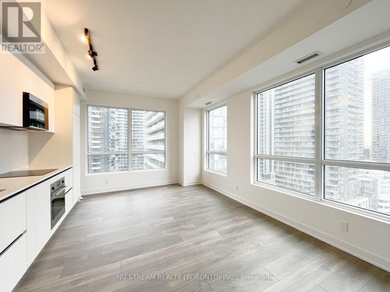 2206 - 108 Peter Street, Toronto, Ontario  M5V 2G7 - Photo 9 - C13569808