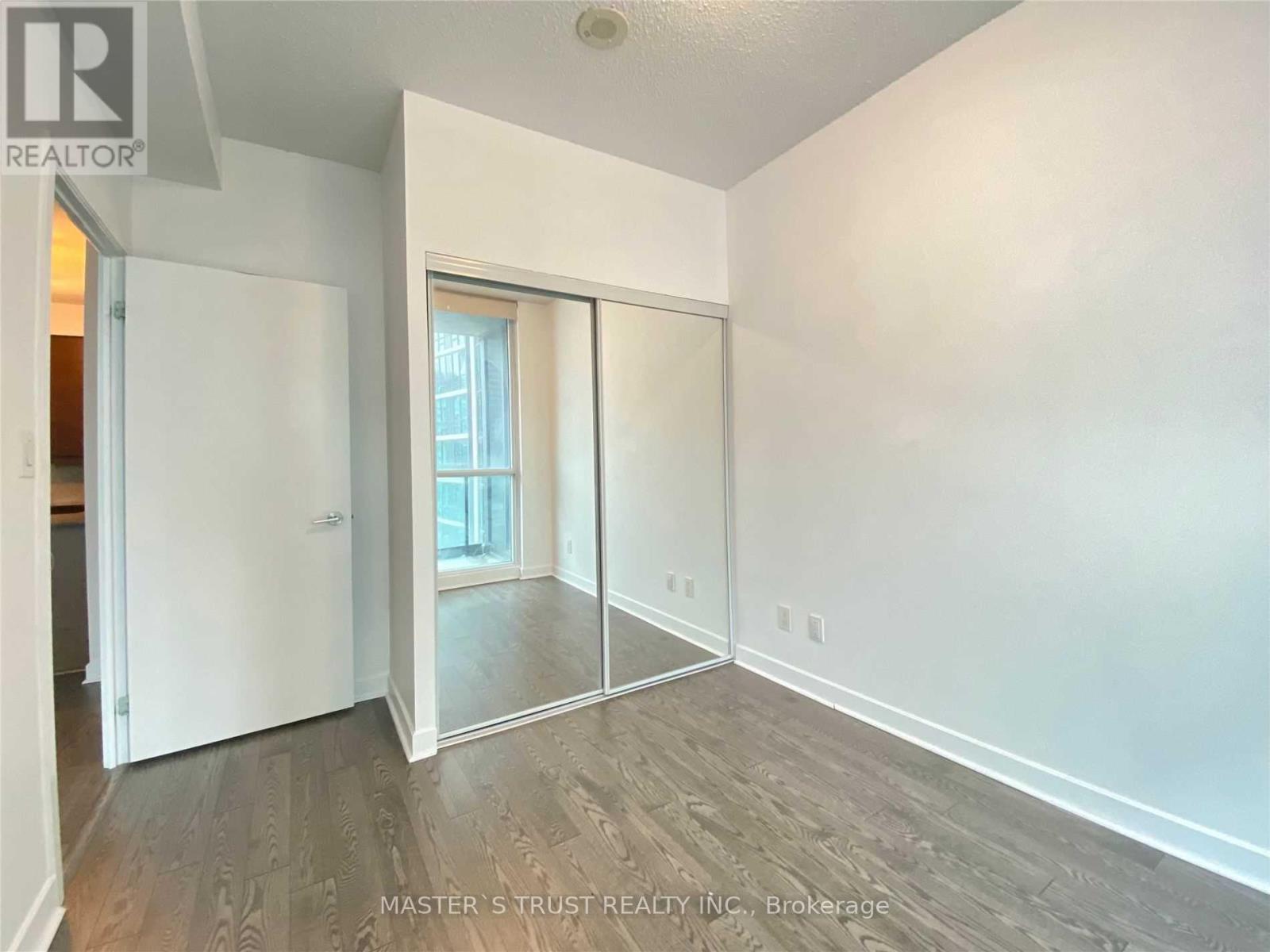 3211 - 18 Harbour Street, Toronto, Ontario  M5J 2Z6 - Photo 19 - C13569818