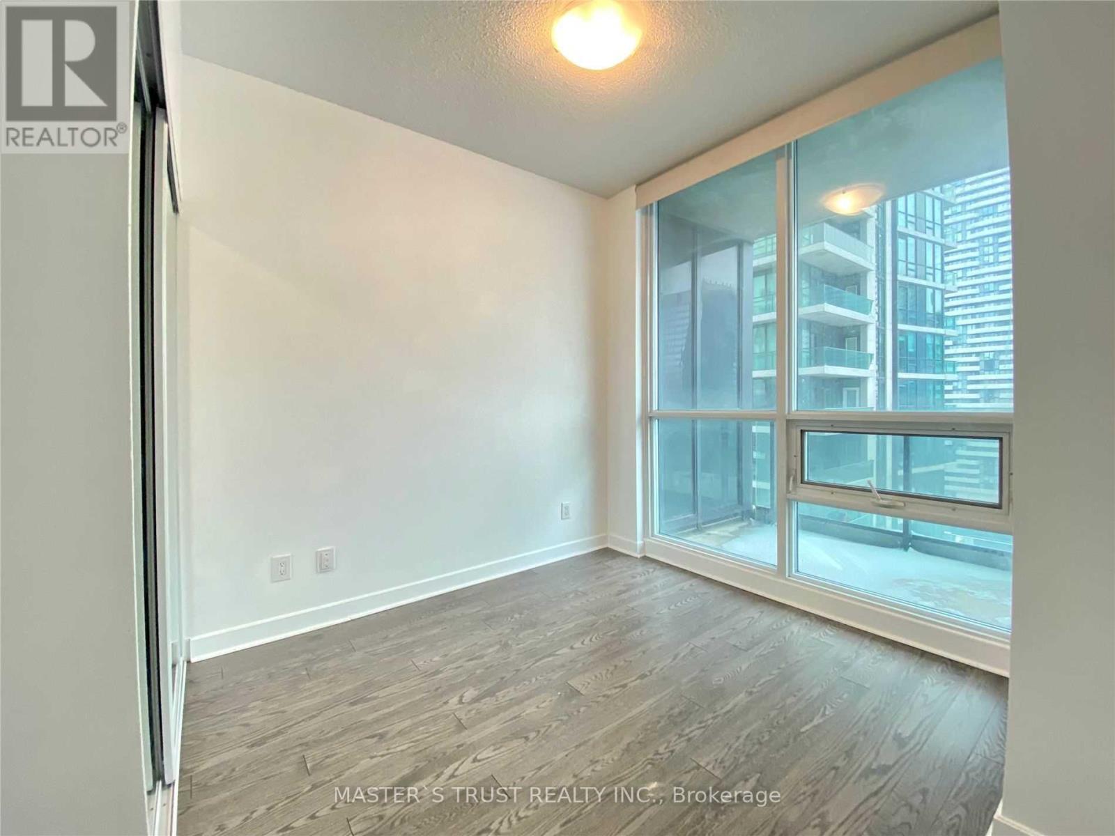 3211 - 18 Harbour Street, Toronto, Ontario  M5J 2Z6 - Photo 20 - C13569818