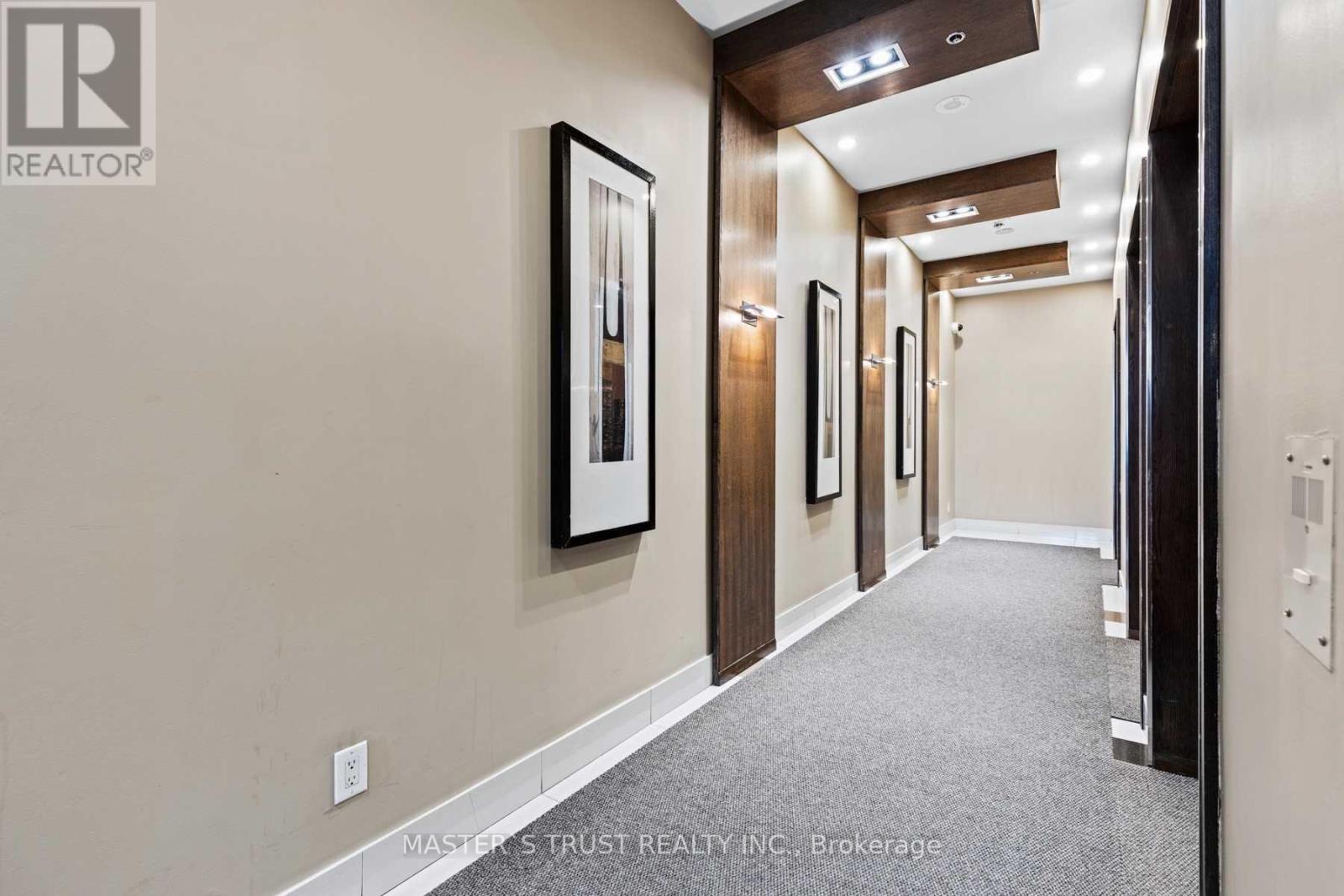 3211 - 18 Harbour Street, Toronto, Ontario  M5J 2Z6 - Photo 4 - C13569818