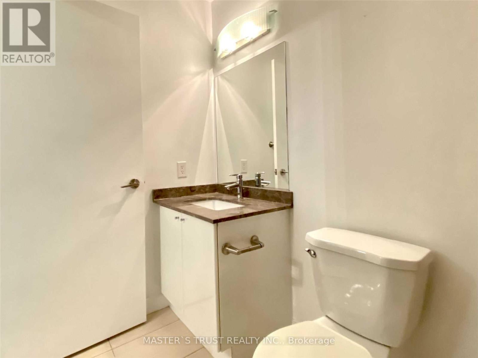 3211 - 18 Harbour Street, Toronto, Ontario  M5J 2Z6 - Photo 9 - C13569818
