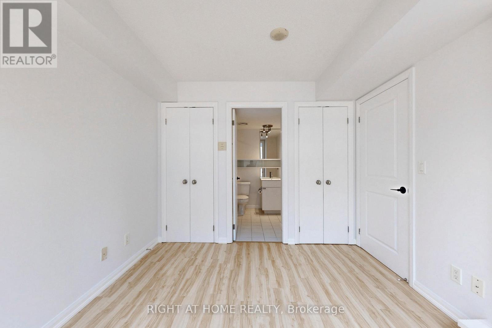 818 - 111 Elizabeth Street, Toronto, Ontario  M5G 1P7 - Photo 16 - C13569820