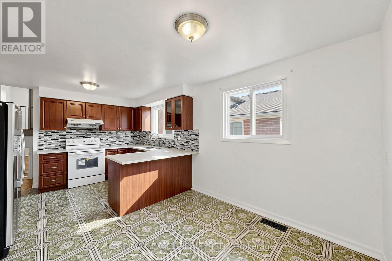 216 Shawnee Circle, Toronto, Ontario  M2H 2Y4 - Photo 14 - C13569824