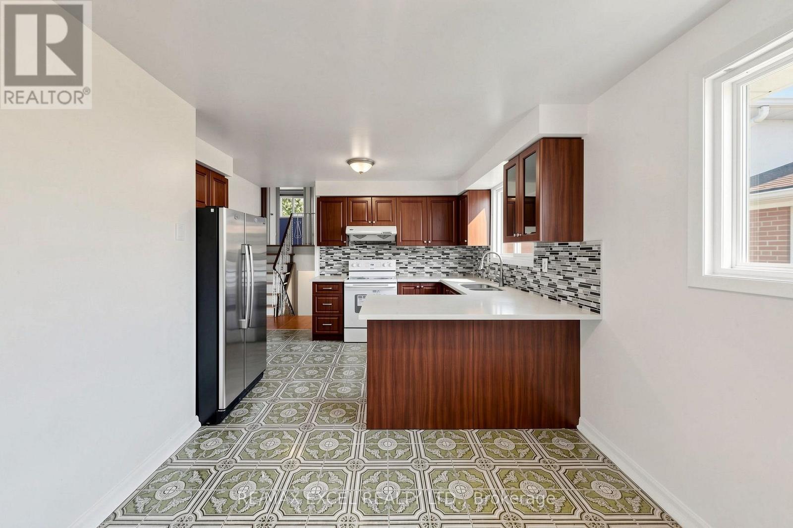 216 Shawnee Circle, Toronto, Ontario  M2H 2Y4 - Photo 15 - C13569824