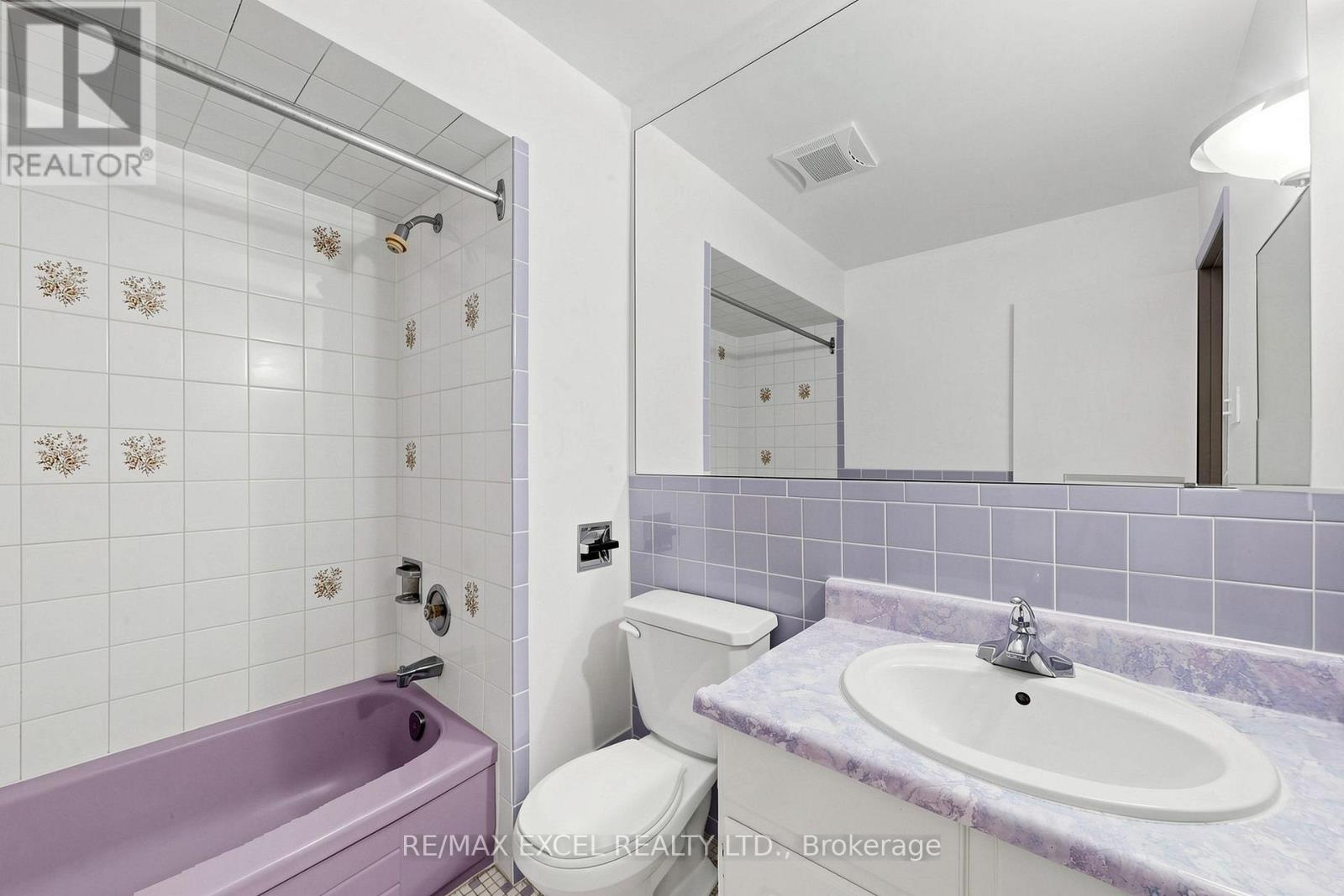 216 Shawnee Circle, Toronto, Ontario  M2H 2Y4 - Photo 21 - C13569824