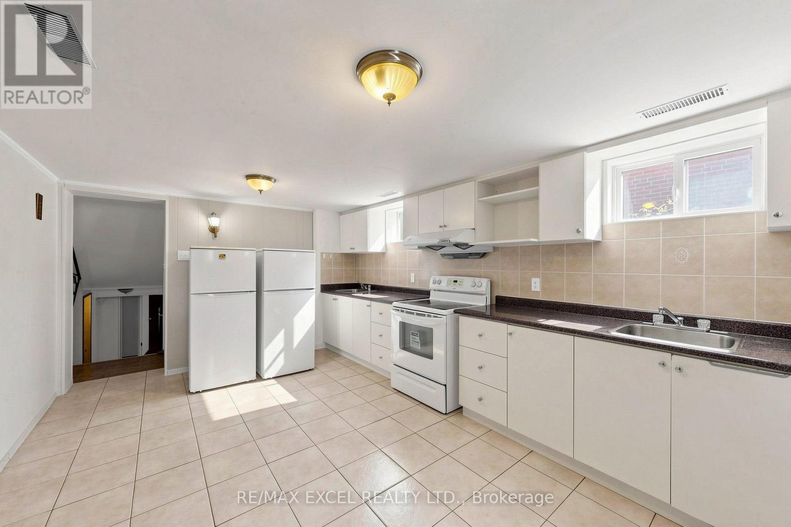 216 Shawnee Circle, Toronto, Ontario  M2H 2Y4 - Photo 39 - C13569824