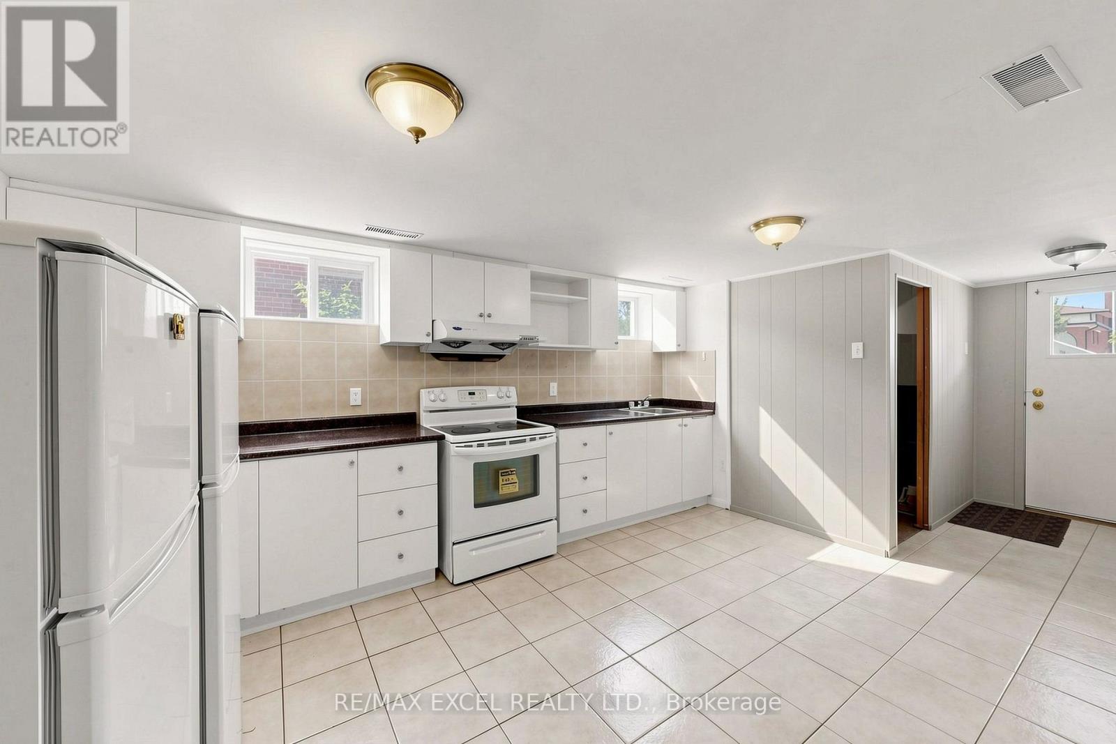 216 Shawnee Circle, Toronto, Ontario  M2H 2Y4 - Photo 41 - C13569824