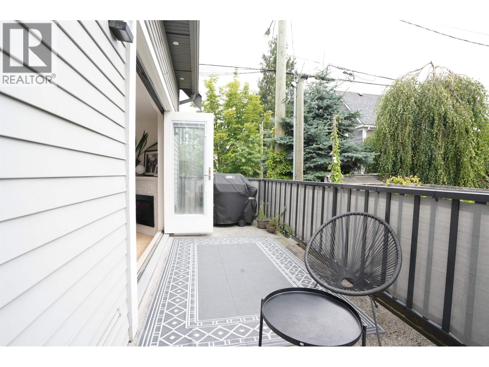 1025 KEEFER STREET — photo 14