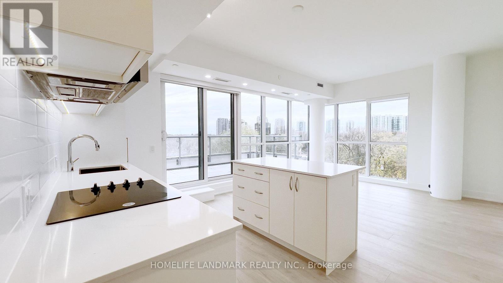 519 - 181 SHEPPARD AVENUE E, Toronto, Ontario
