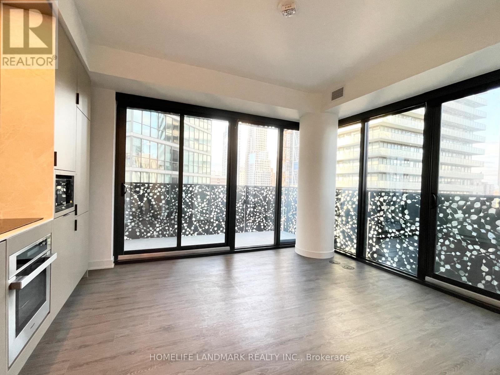 1610 - 55 Charles Street E, Toronto, Ontario  M4Y 0J1 - Photo 4 - C13569882