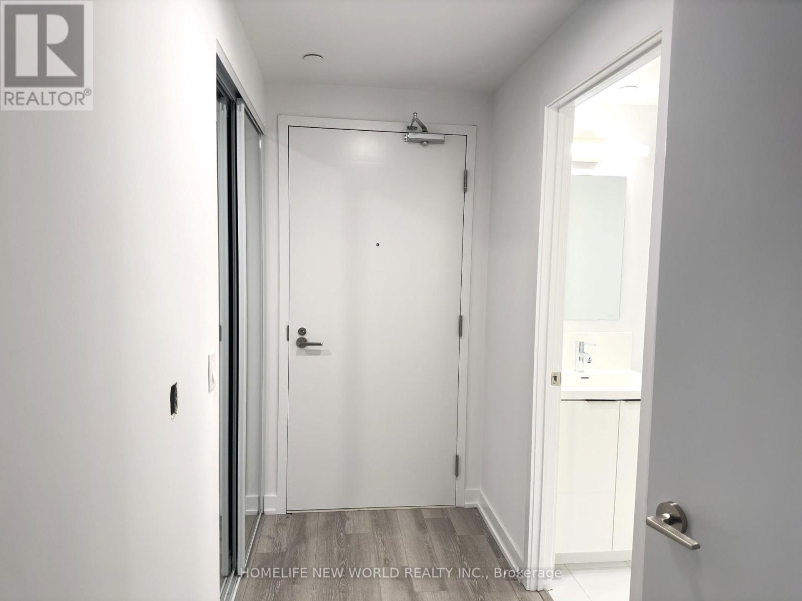 916 - 121 St Patrick Street, Toronto, Ontario  M5T 3C1 - Photo 2 - C13569902