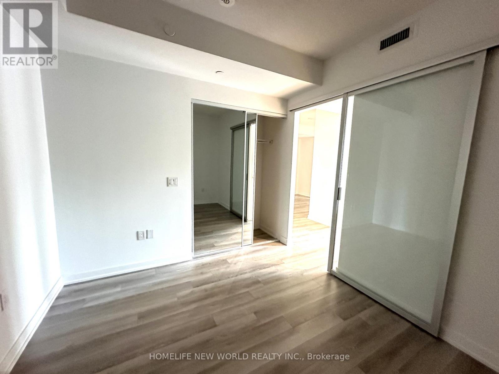 916 - 121 St Patrick Street, Toronto, Ontario  M5T 3C1 - Photo 9 - C13569902