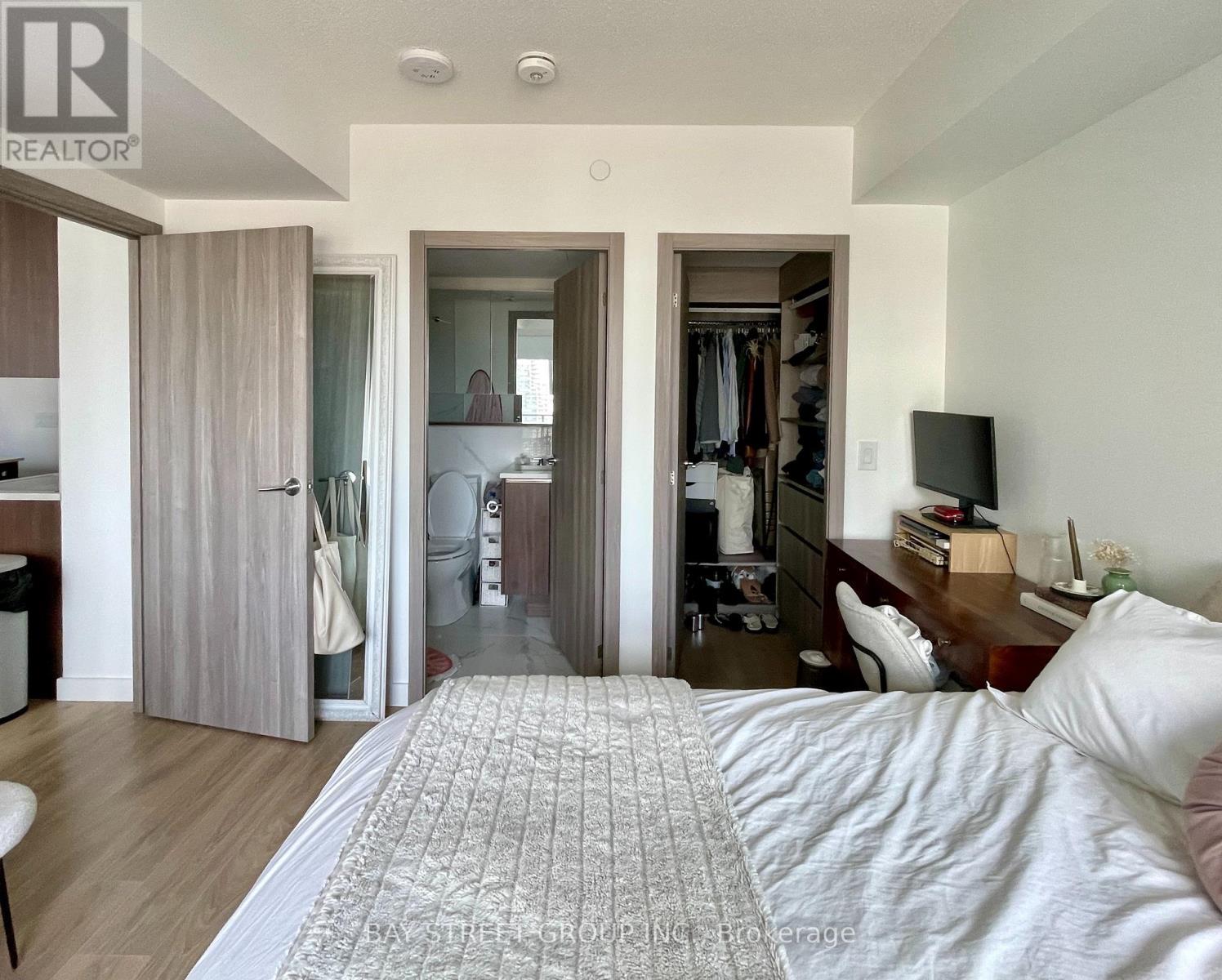 2702 - 38 Widmer Street, Toronto, Ontario M5V 0P7 - Photo 17 - C13569904