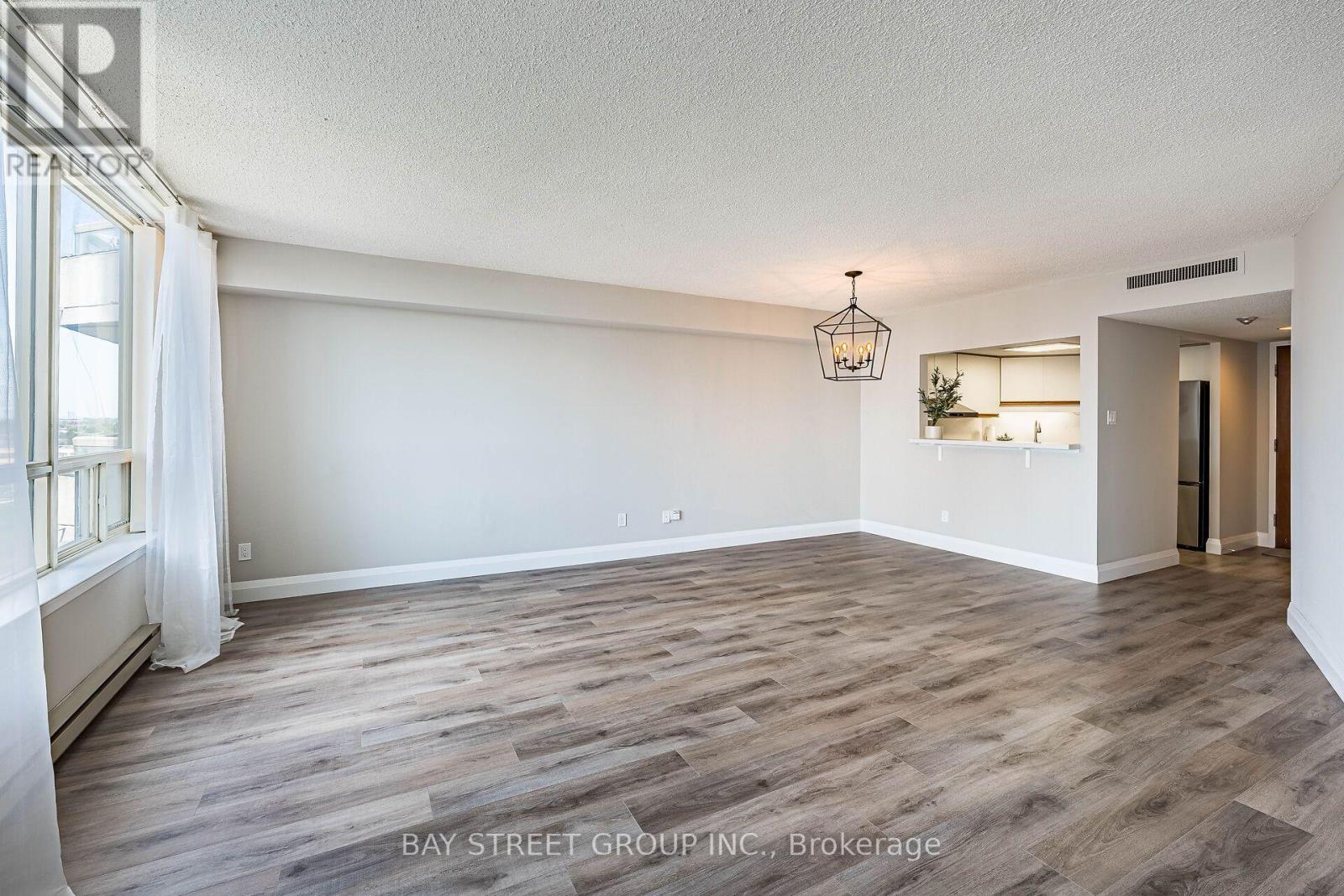 1001 - 150 Alton Towers Circle, Toronto, Ontario M1V 4X7 - Photo 15 - E13569864