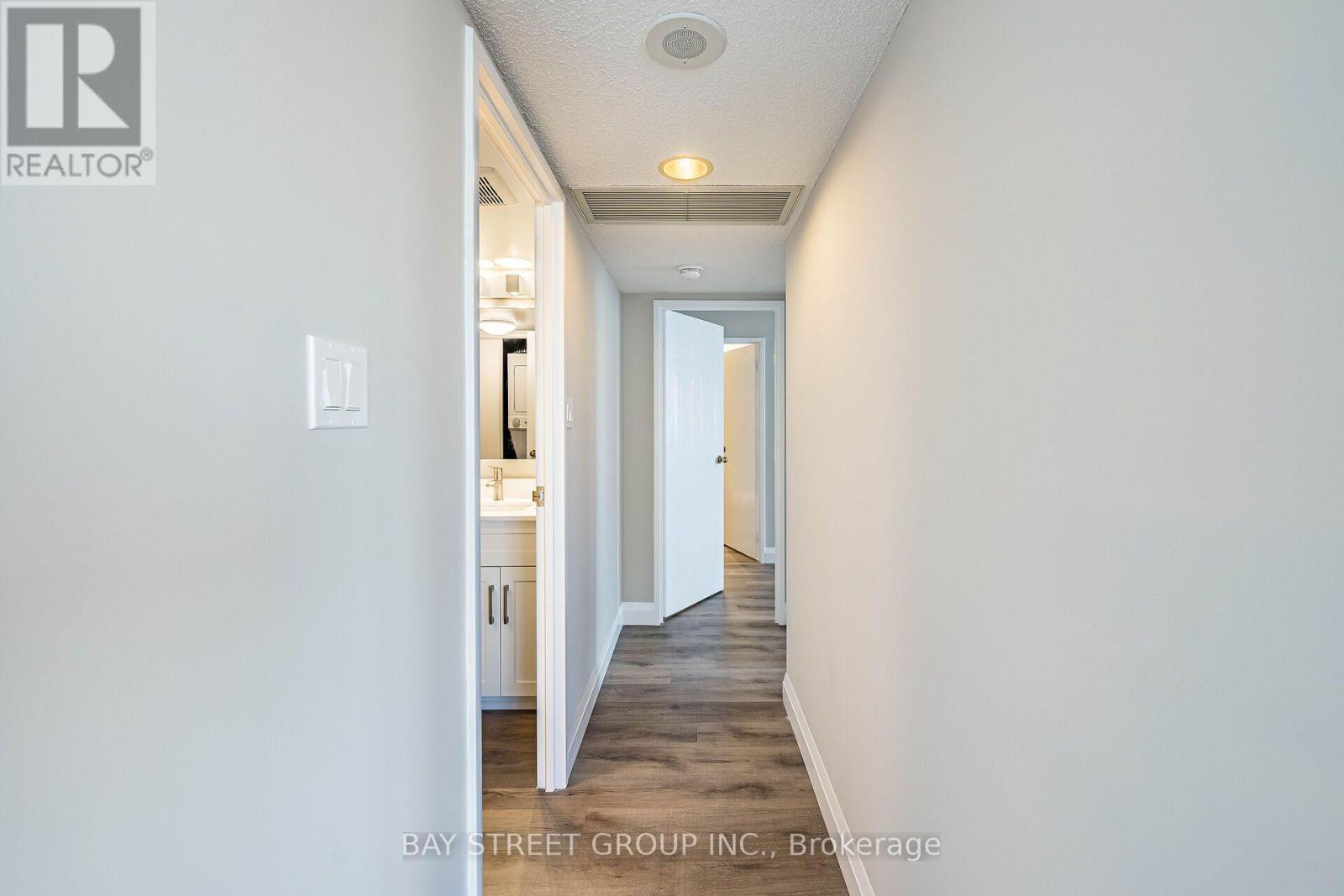 1001 - 150 Alton Towers Circle, Toronto, Ontario M1V 4X7 - Photo 17 - E13569864