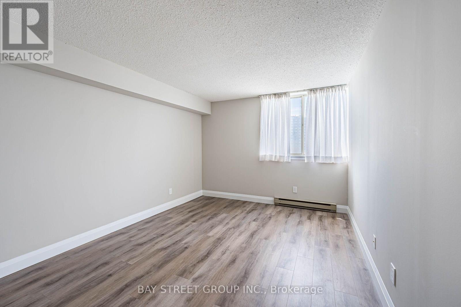 1001 - 150 Alton Towers Circle, Toronto, Ontario M1V 4X7 - Photo 18 - E13569864