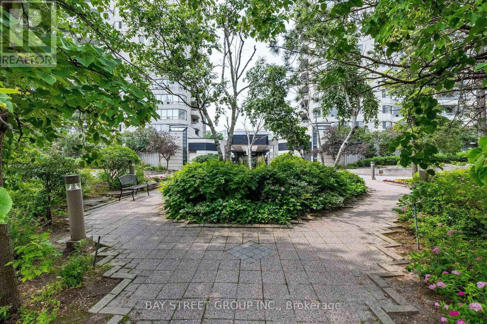 1001 - 150 Alton Towers Circle, Toronto, Ontario M1V 4X7 - Photo 2 - E13569864