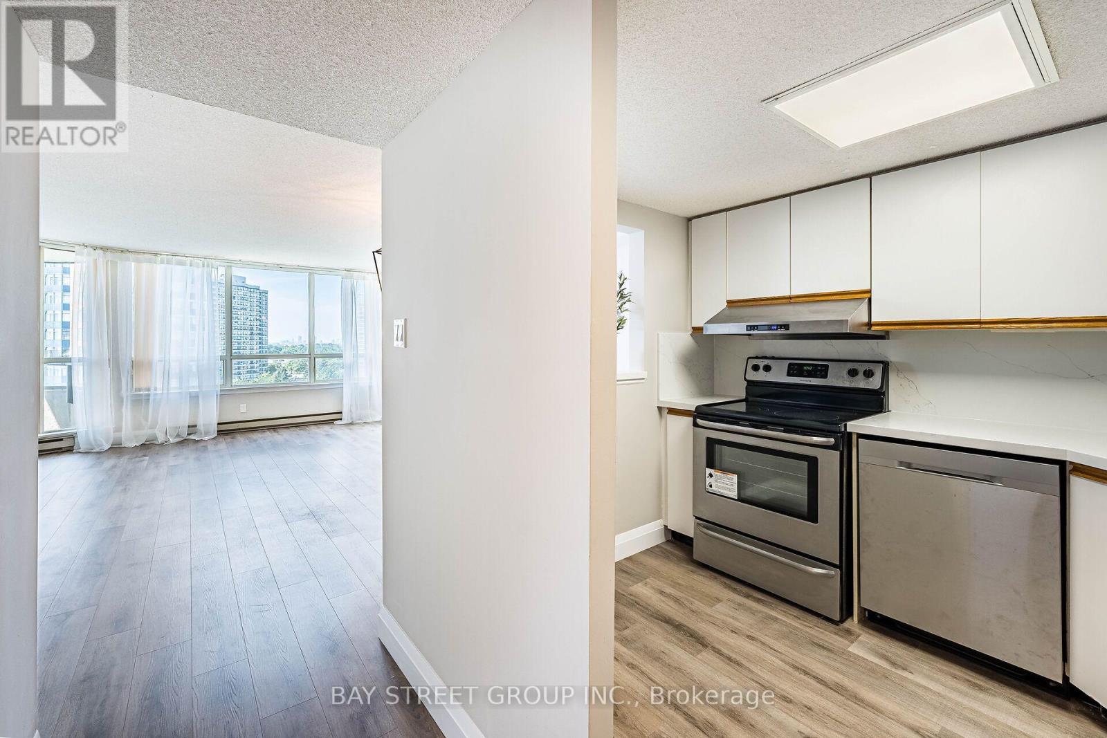 1001 - 150 Alton Towers Circle, Toronto, Ontario M1V 4X7 - Photo 7 - E13569864