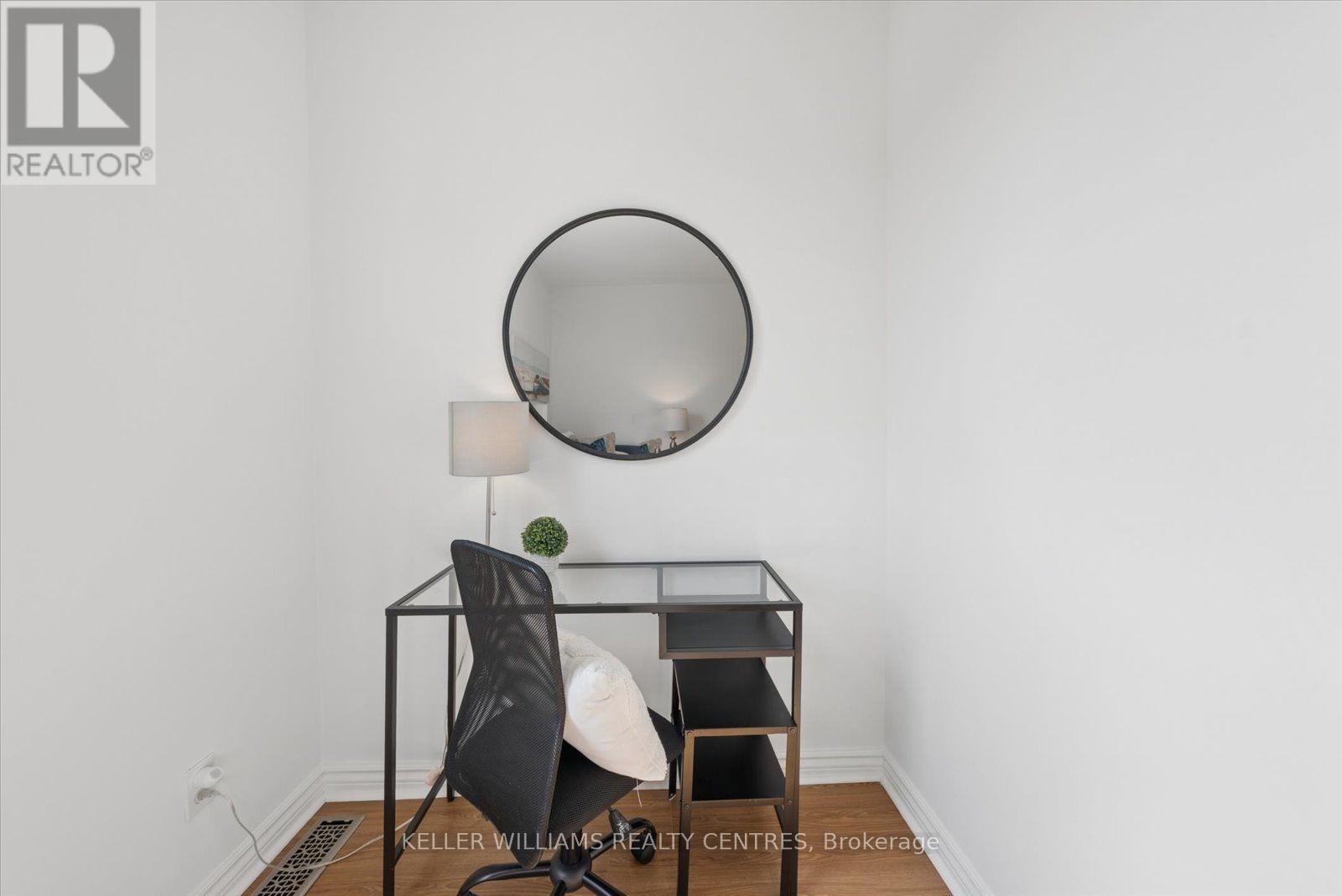 44 Logan Avenue, Toronto, Ontario  M4M 2M8 - Photo 15 - E13569938
