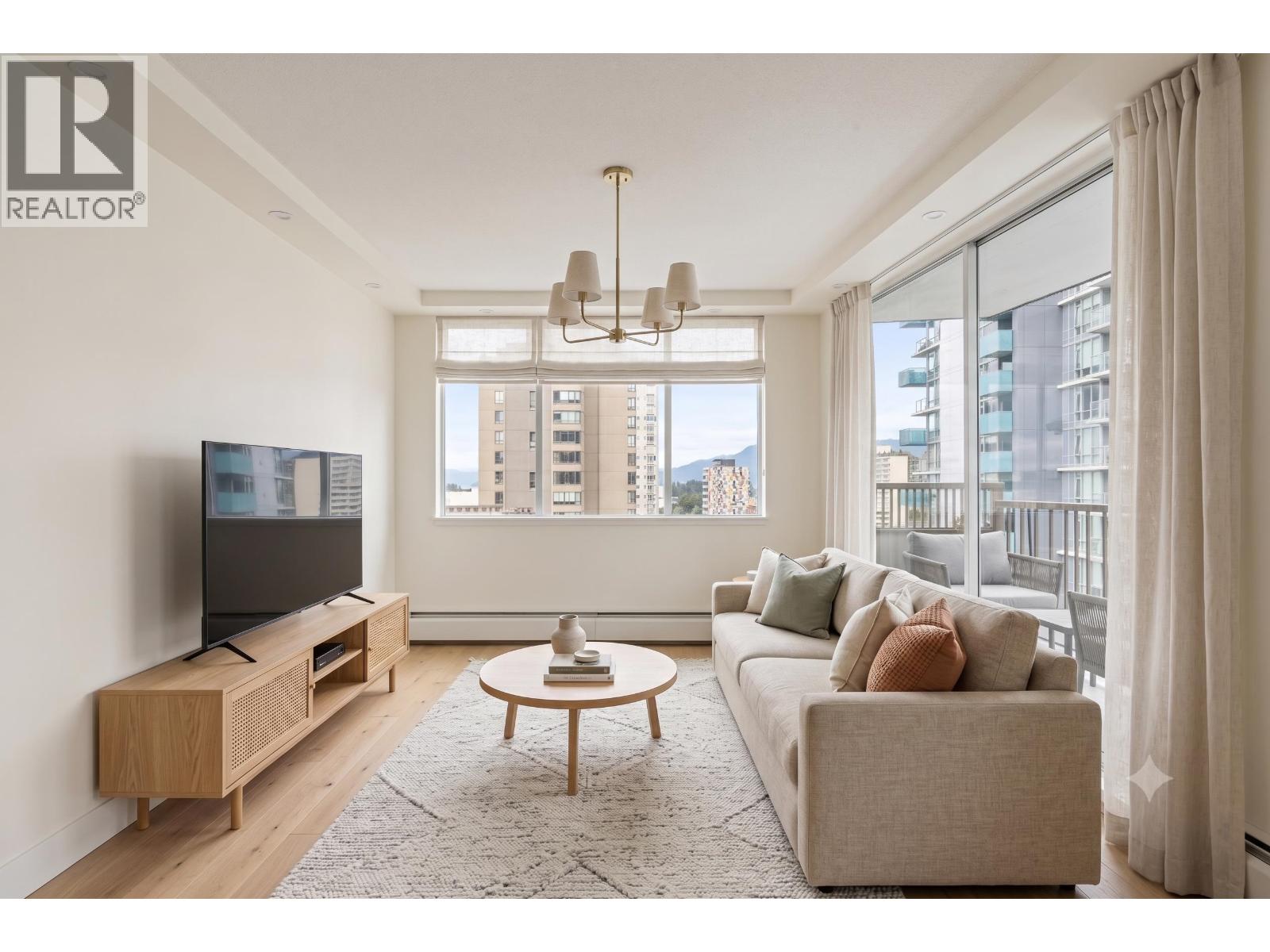 1004 1251 CARDERO STREET, Vancouver, British Columbia