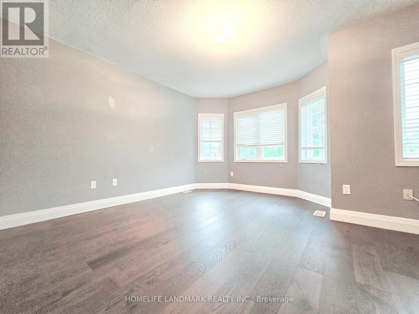 188 Wainscot Avenue, Newmarket, Ontario  L3X 2X4 - Photo 14 - N13569872