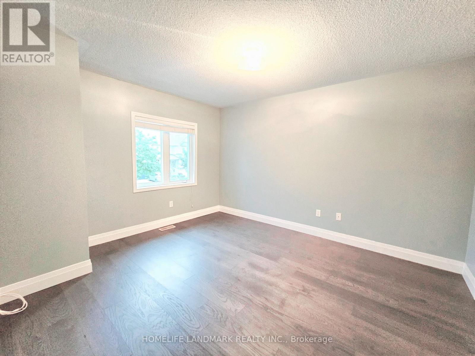 188 Wainscot Avenue, Newmarket, Ontario  L3X 2X4 - Photo 15 - N13569872