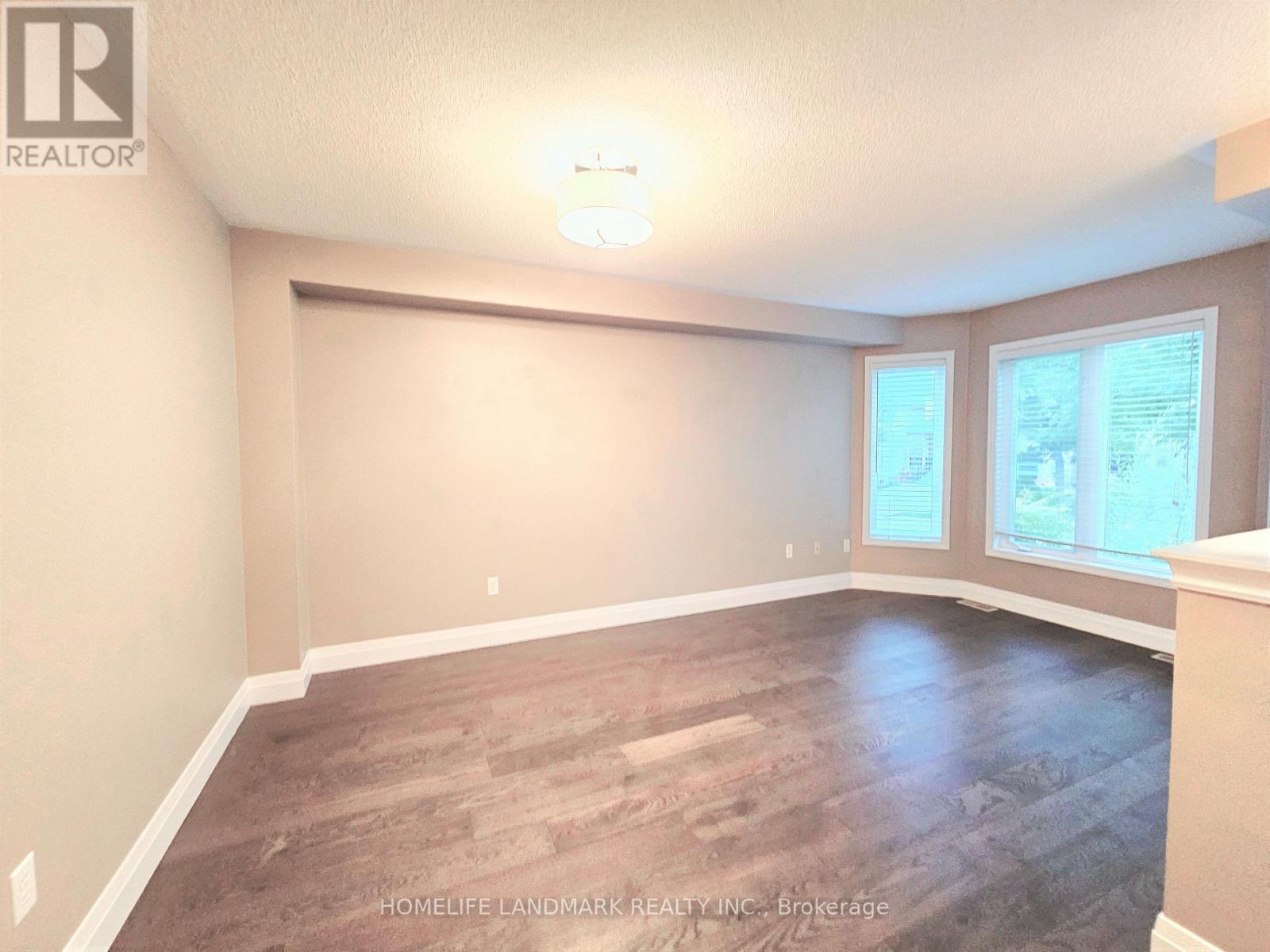 188 Wainscot Avenue, Newmarket, Ontario  L3X 2X4 - Photo 23 - N13569872