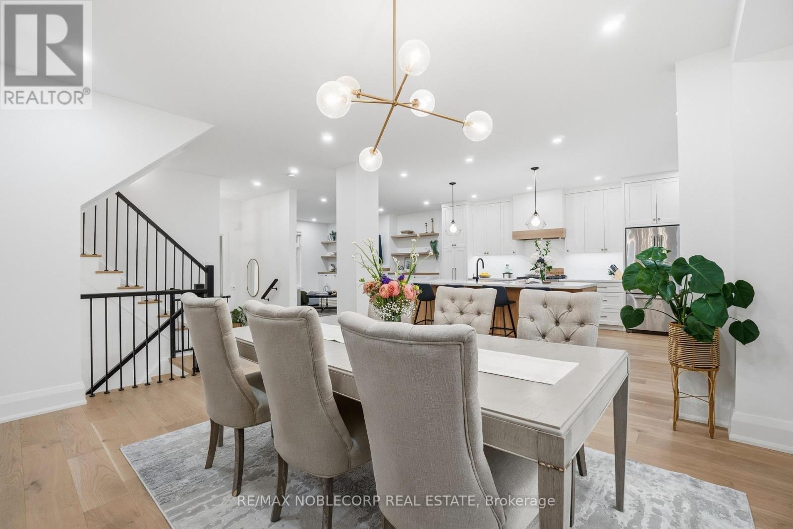 2 Glengordon Crescent, Markham, Ontario L6C 0K1 - Photo 17 - N13569878