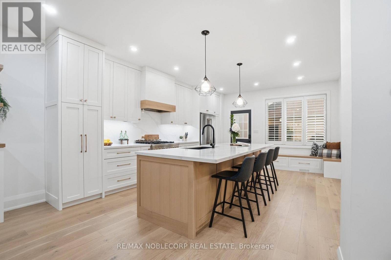 2 Glengordon Crescent, Markham, Ontario L6C 0K1 - Photo 7 - N13569878