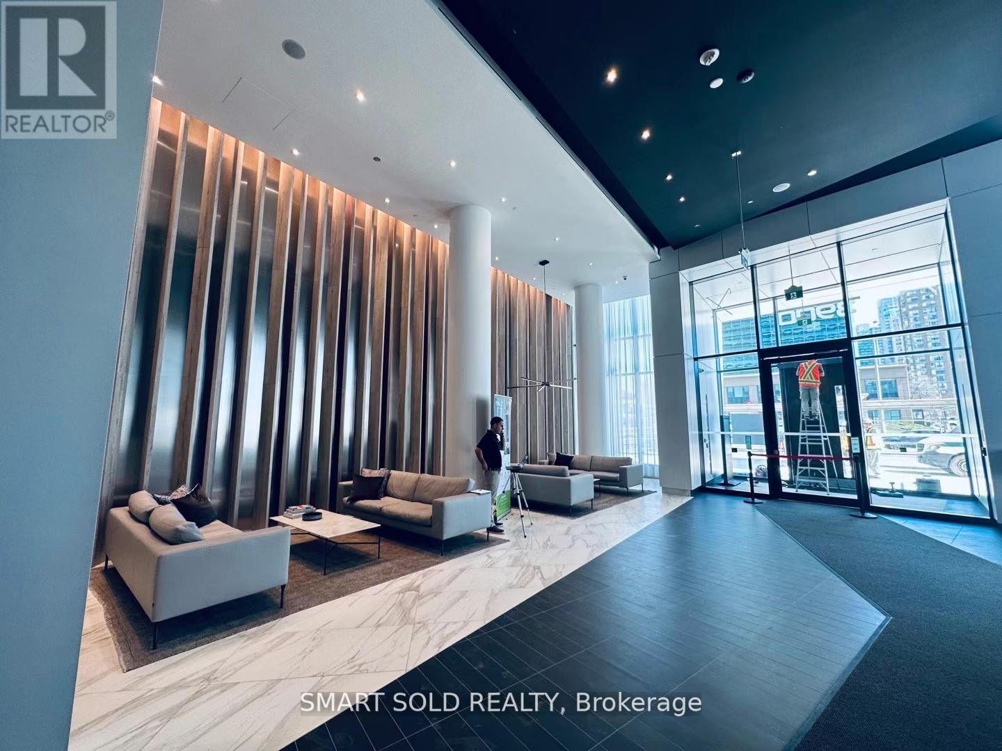 3405 - 3900 Confederation Parkway, Mississauga, Ontario L5B 0M3 - Photo 2 - W13569888
