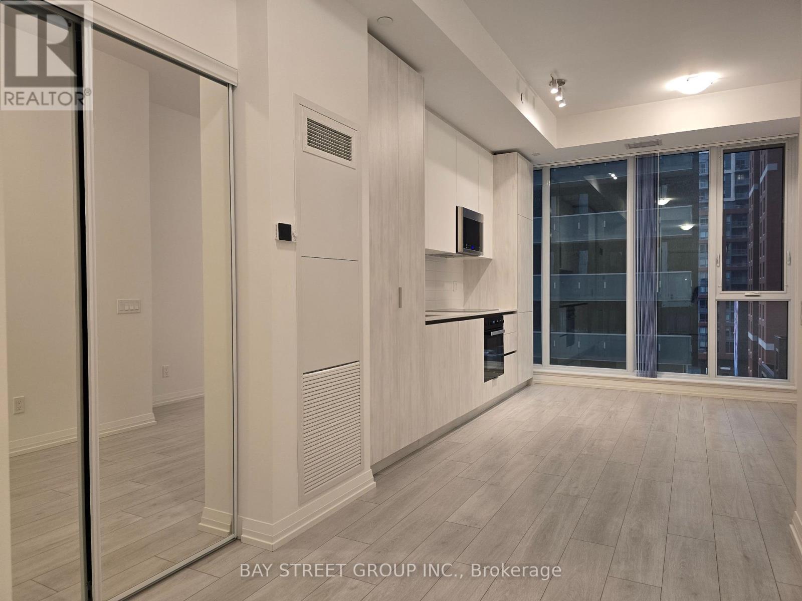 802 - 400 King Street W, Toronto, Ontario  M5V 1K2 - Photo 5 - C13569944