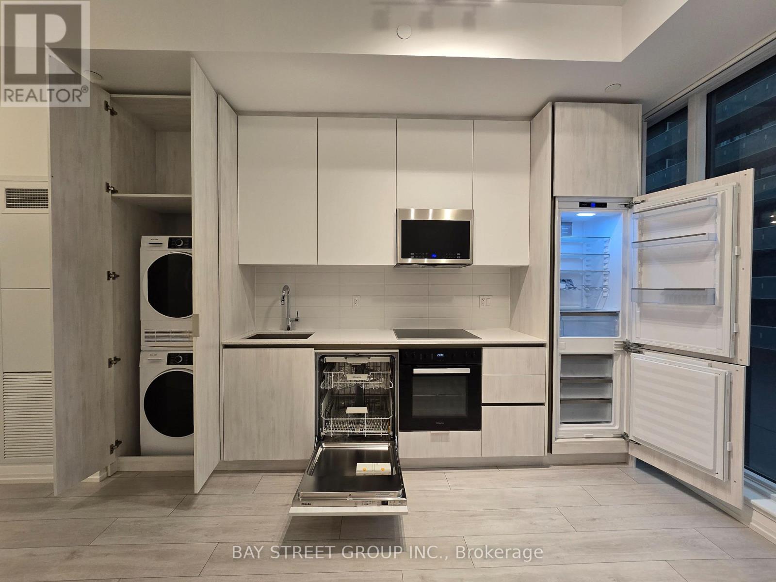 802 - 400 King Street W, Toronto, Ontario  M5V 1K2 - Photo 6 - C13569944