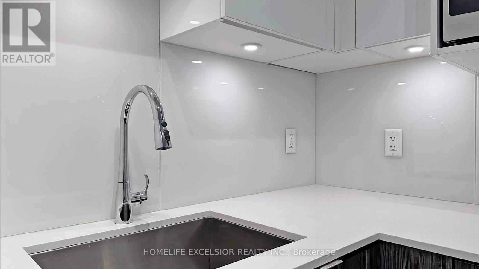 914 - 195 Redpath Avenue, Toronto, Ontario  M4P 0E4 - Photo 18 - C13569972