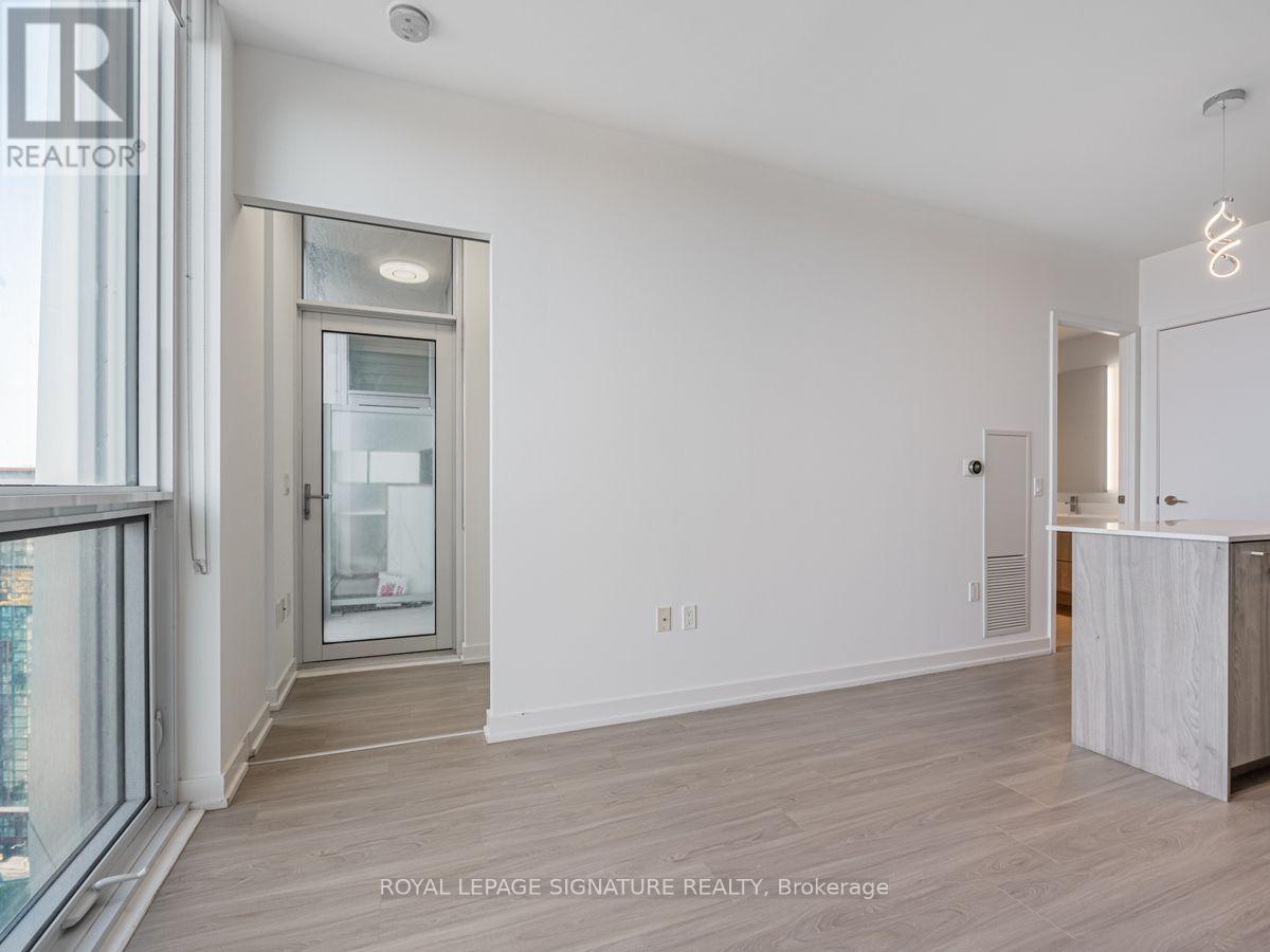 3203 - 1 Yorkville Avenue, Toronto, Ontario  M4W 0B1 - Photo 11 - C13569990