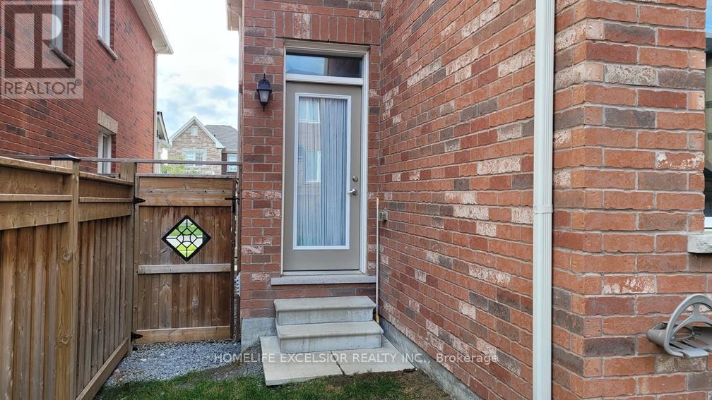 130 Major Crescent, Aurora, Ontario  L4G 0X5 - Photo 16 - N13569960