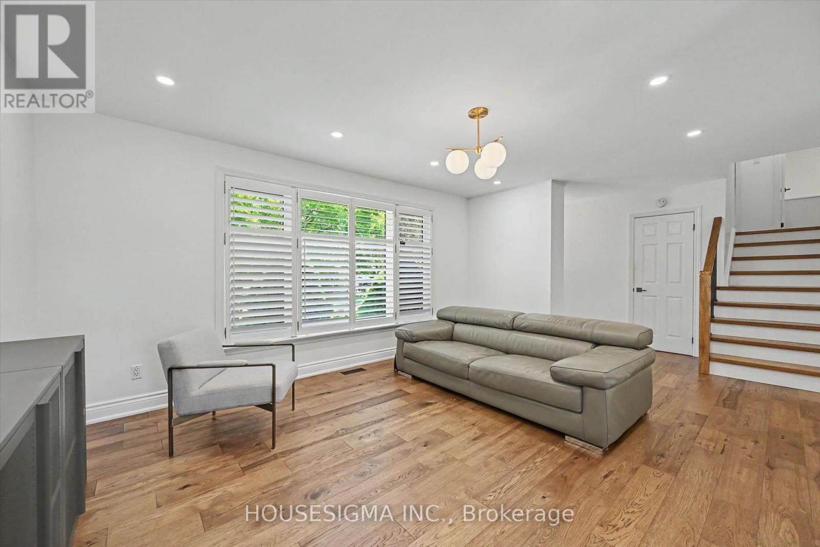 444 Withnell Crescent, Oakville, Ontario  L6L 3L9 - Photo 6 - W13569974