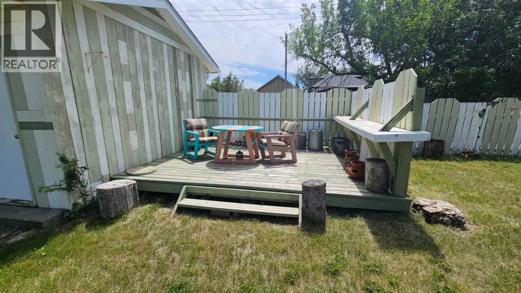 104 1 A Avenue, Coutts, Alberta  T0K 0N0 - Photo 11 - A2329101