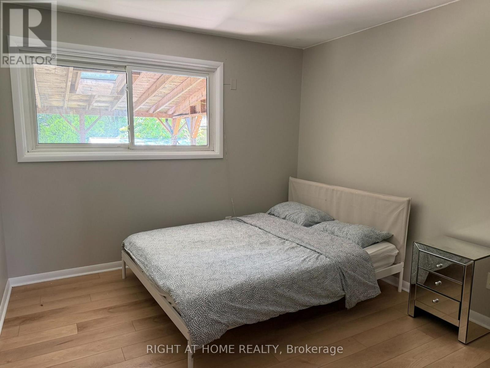 42 Oneida Road, London East, Ontario  N5V 2X1 - Photo 13 - X13570006
