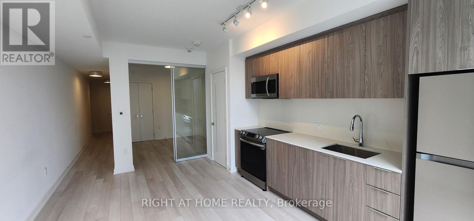 3806 - 357 King St. West Street, Toronto, Ontario  M5V 1K2 - Photo 4 - C13569994