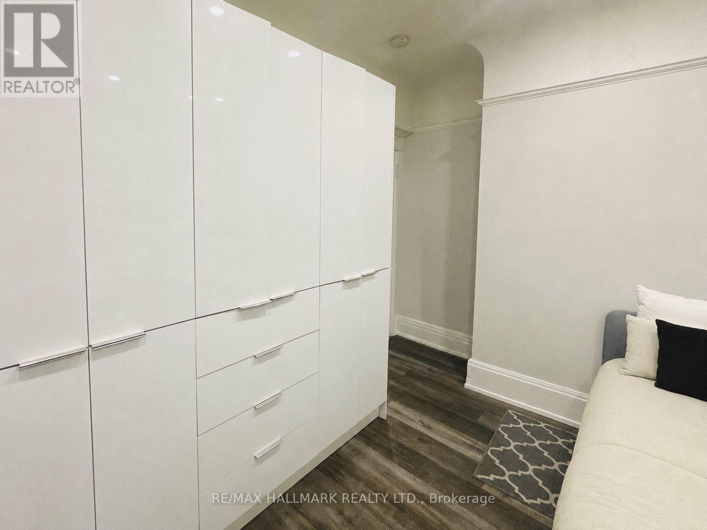 Main - 193 Heath Street W, Toronto, Ontario  M4V 1V3 - Photo 22 - C13570010