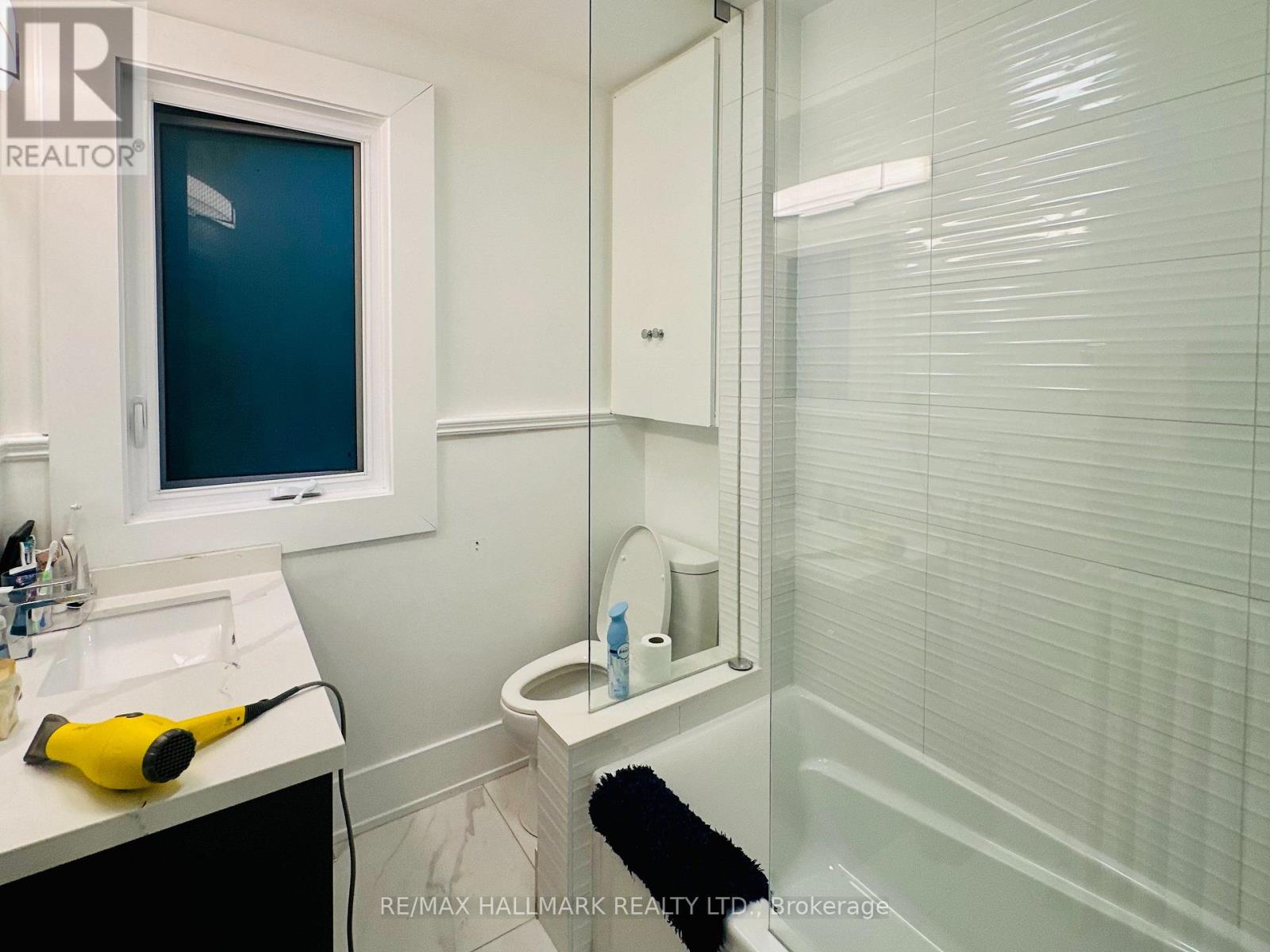 Main - 193 Heath Street W, Toronto, Ontario  M4V 1V3 - Photo 23 - C13570010