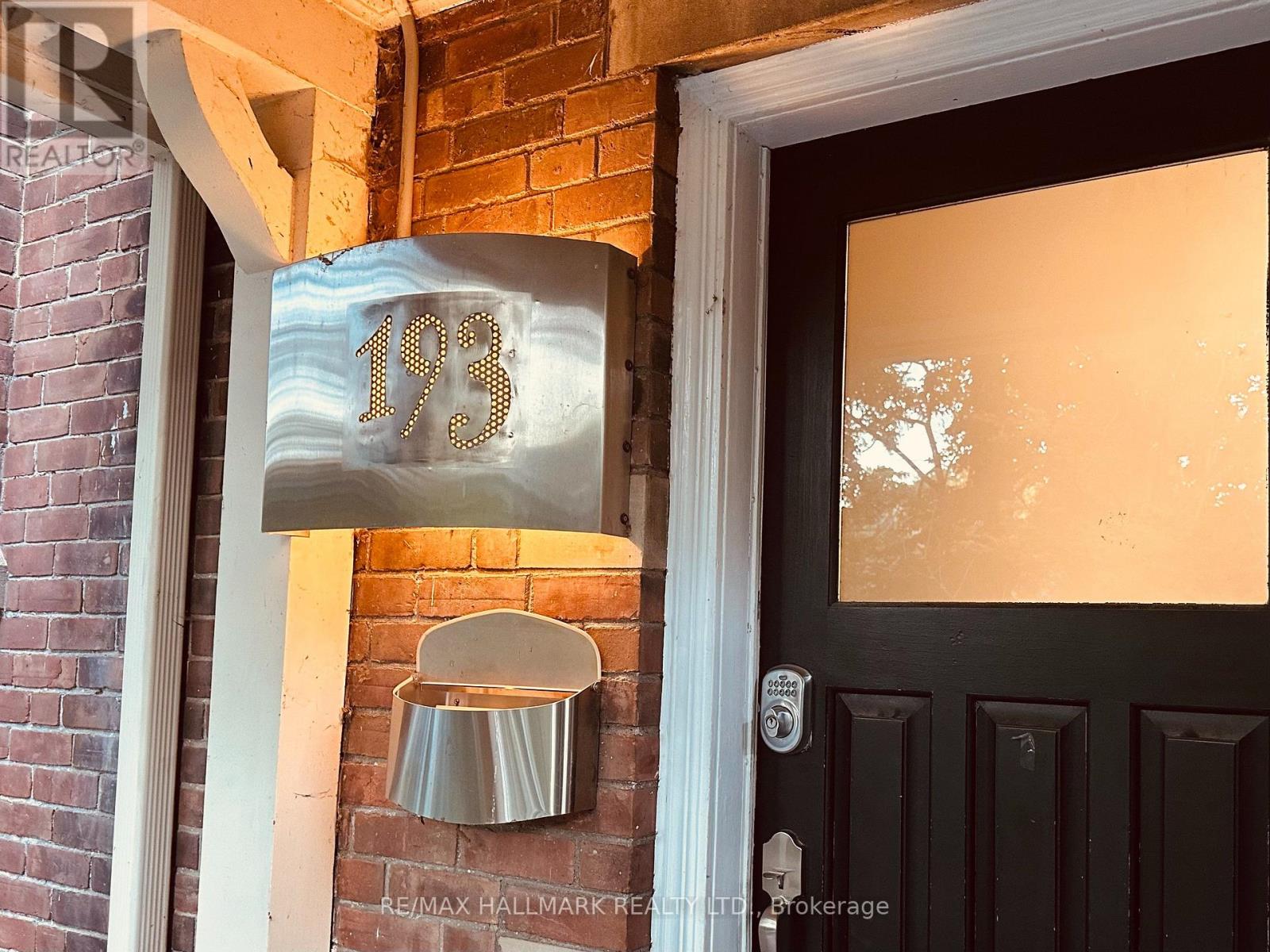 Main - 193 Heath Street W, Toronto, Ontario  M4V 1V3 - Photo 28 - C13570010