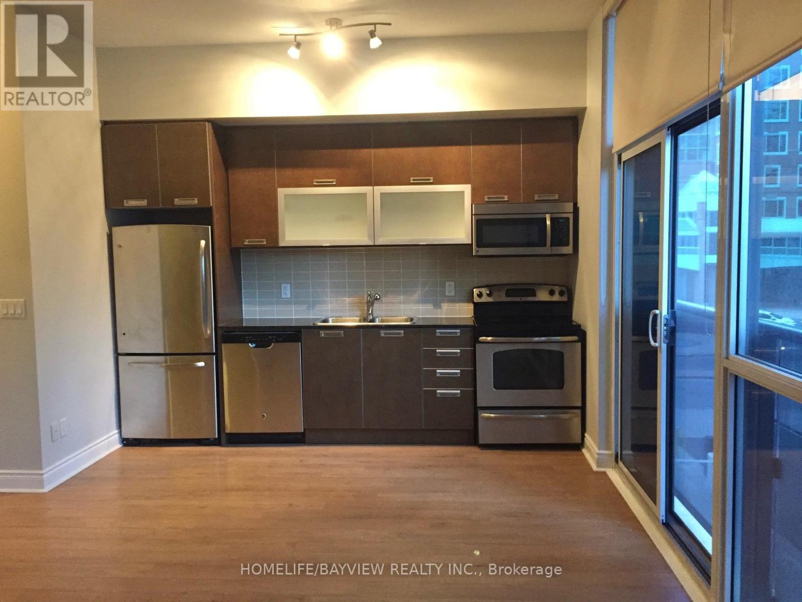 # 201 - 28 Ted Rogers Way, Toronto, Ontario  M4Y 2J4 - Photo 7 - C13570022