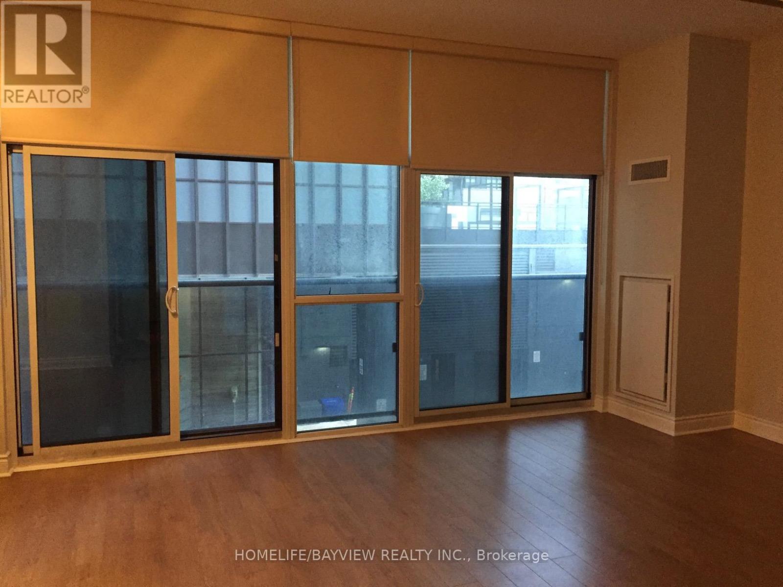 # 201 - 28 Ted Rogers Way, Toronto, Ontario  M4Y 2J4 - Photo 8 - C13570022