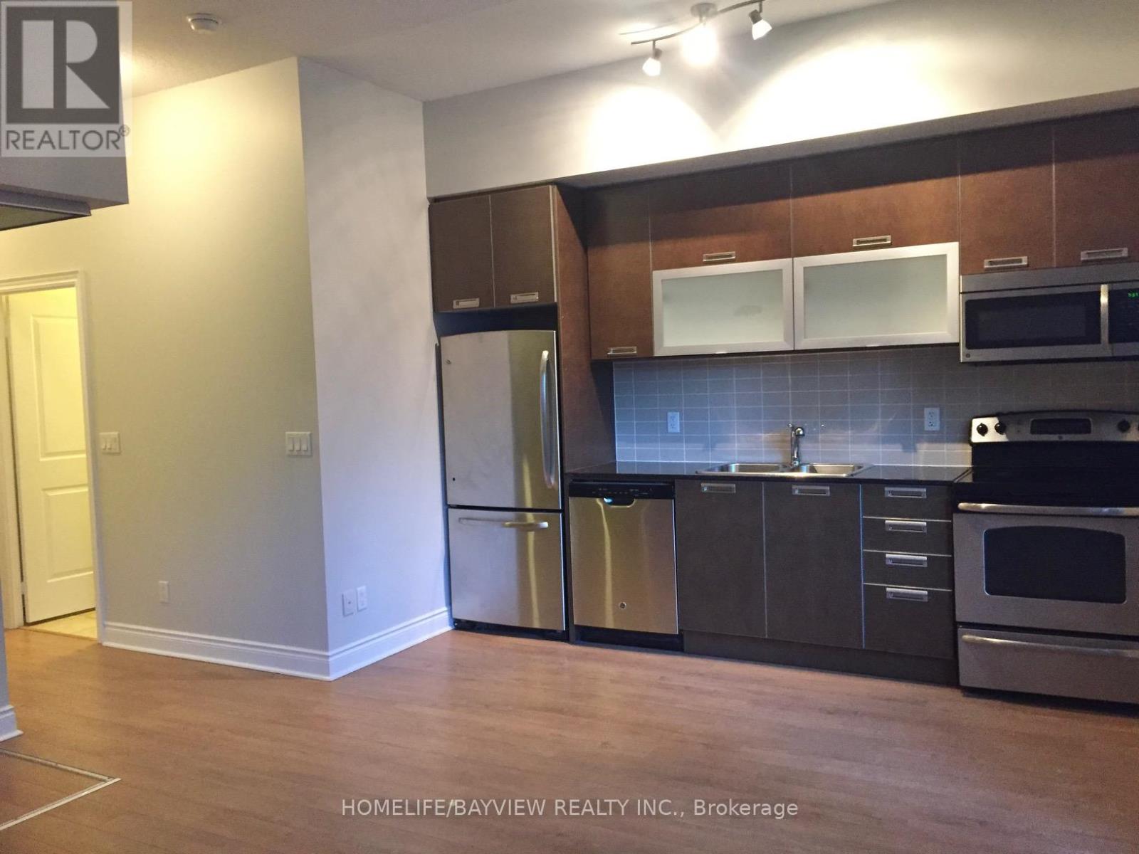 # 201 - 28 Ted Rogers Way, Toronto, Ontario  M4Y 2J4 - Photo 9 - C13570022