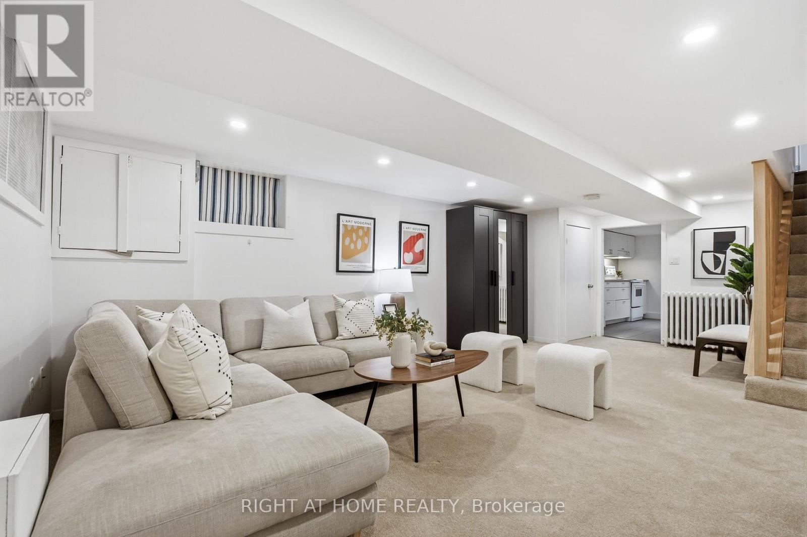 7 Hector Avenue, Toronto, Ontario  M6G 3G2 - Photo 29 - C13570050